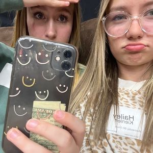 Meet your Posher, Hailey